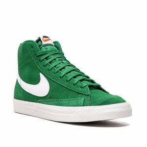 EUC Nike Blazer Mid ‘77